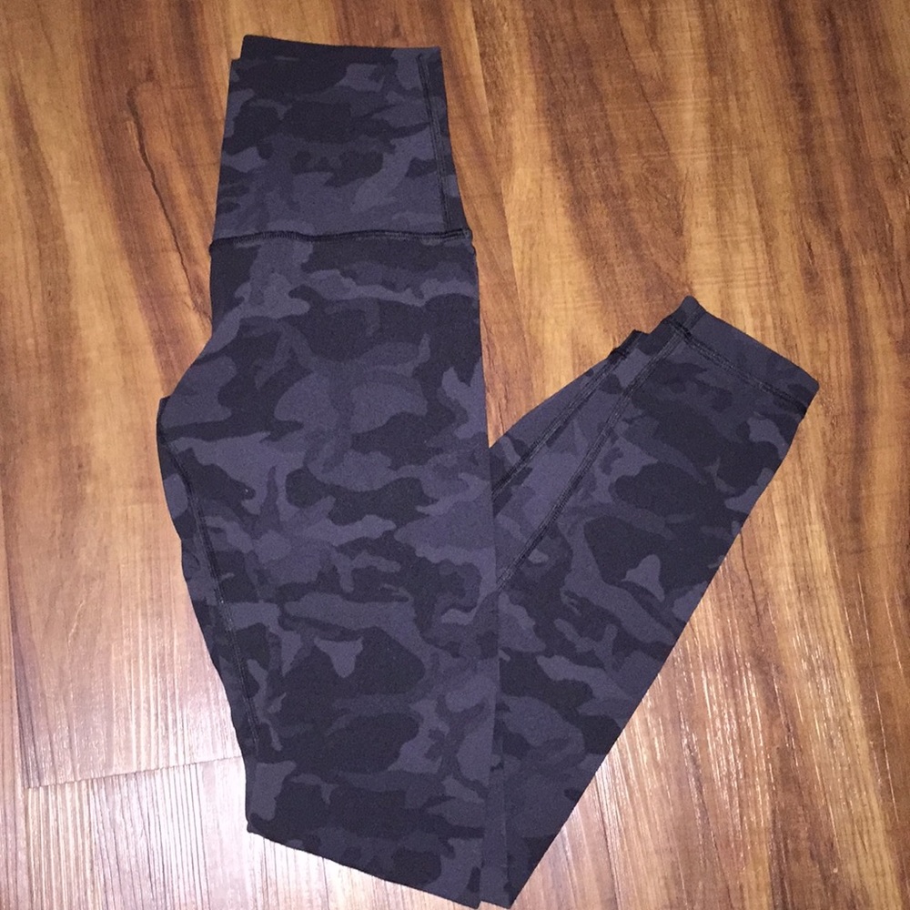 Incognito camo lululemon leggings 25”